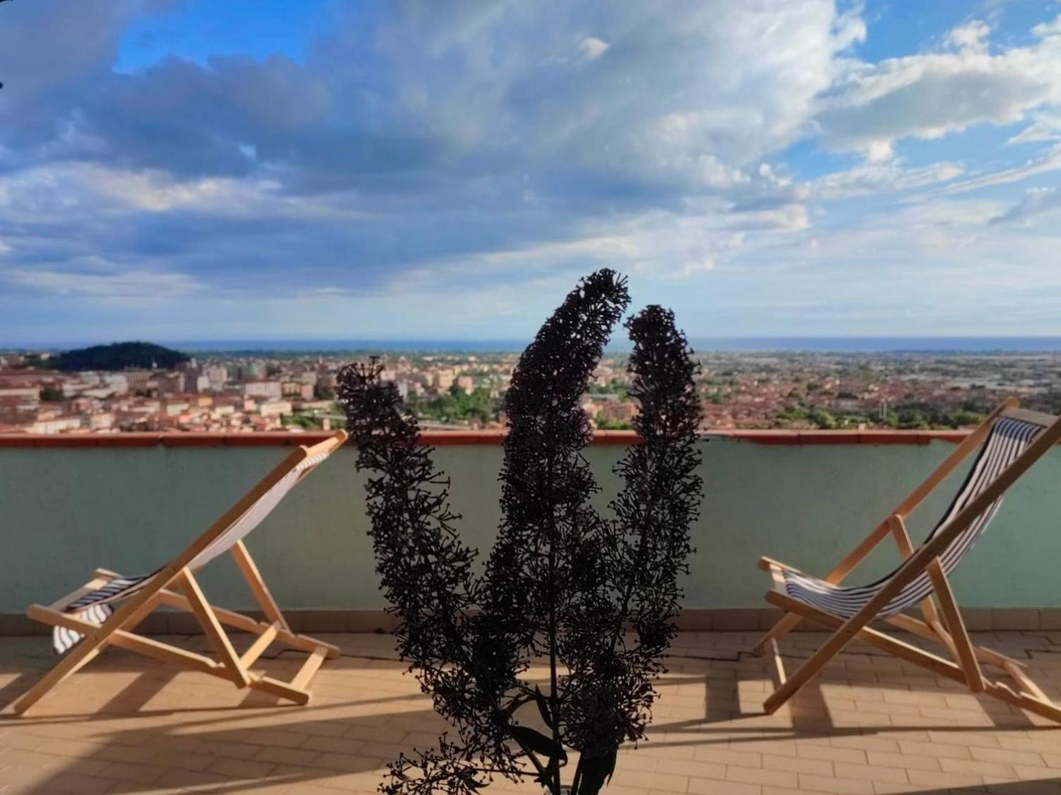 La Terrazza Apartamento Massa  Exterior foto